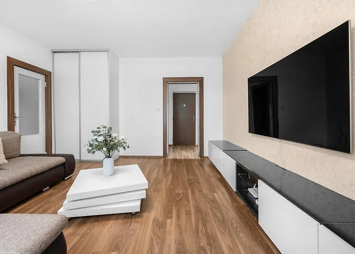 Apartamento 10 Minutes From Centre With Garden *
